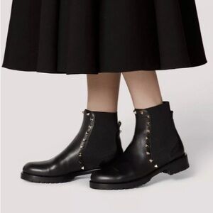 Valentino Garavani Black Leather Chelsea Boots with Silver Rockstuds